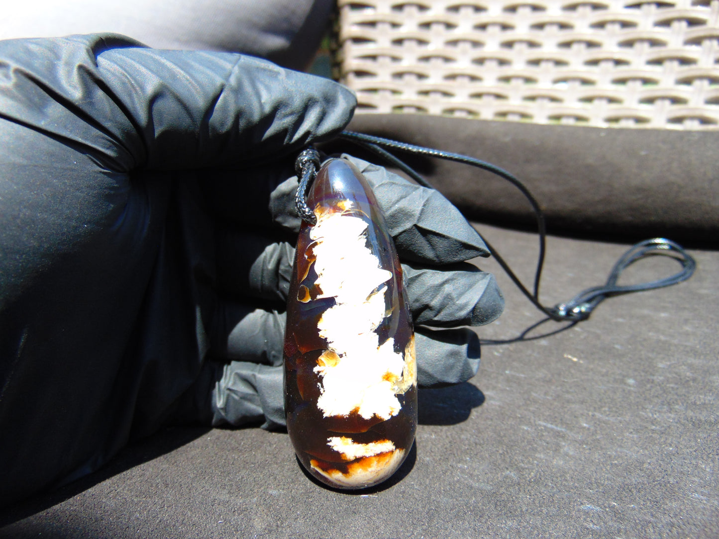 33.27 gr Teardrop Pendant Indonesian Amber for Healing 25N34
