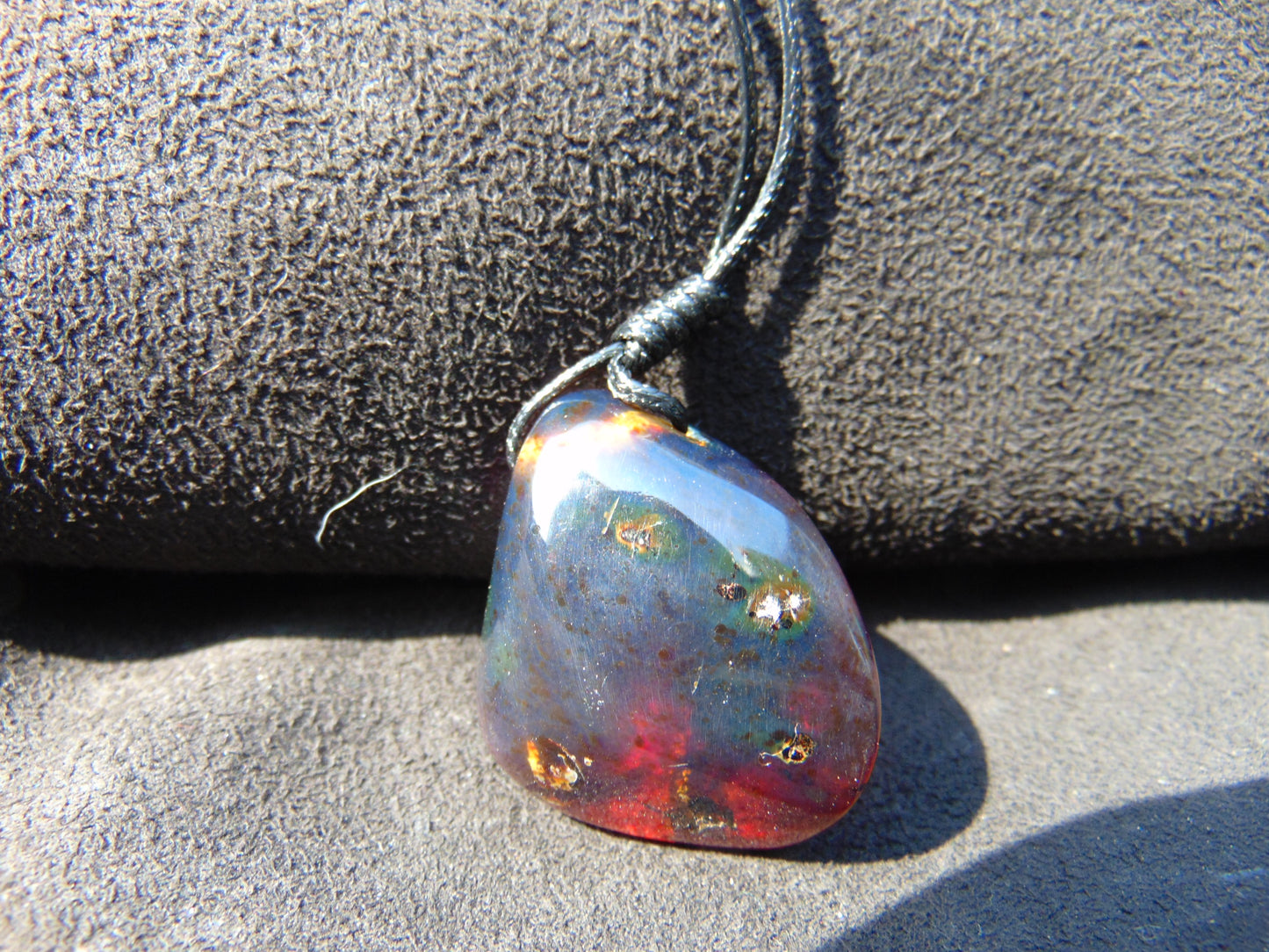 9 gr Pendant 36x28x20 mm Indonesian Blue Amber for Healing PBY293