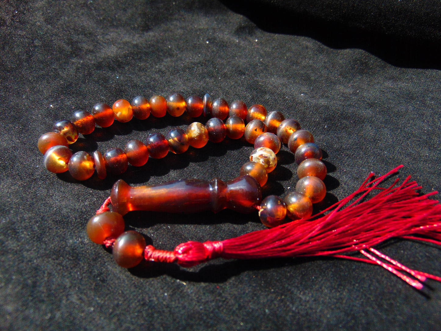 18 gr Hand Tasbih 33+2 Beads 8 mm Indonesian Cherry Red Amber for Healing 26TBS27