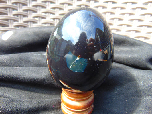 225 gr Shaped Egg 86x69 mm Indonesian Amber for Healing AJ1060