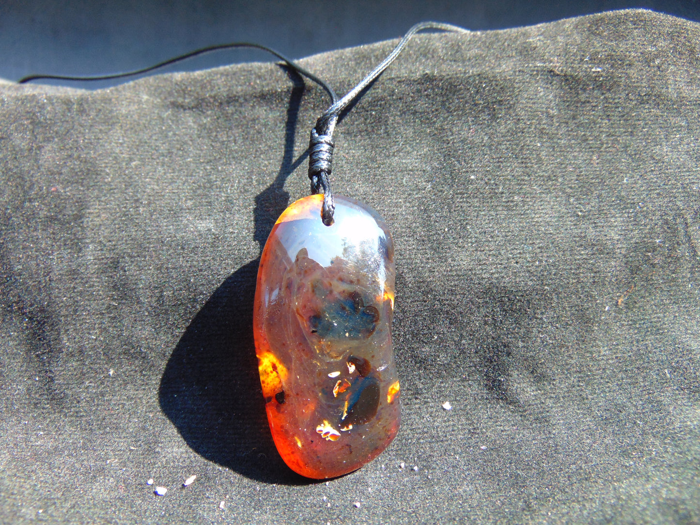 8 gram Pendant Indonesian Red Amber for Healing PBA341