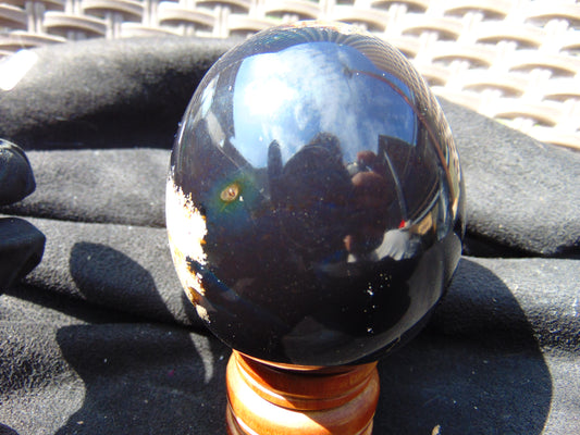 154 gr Shaped Egg 72x61 mm Indonesian Amber for Healing AJ1065