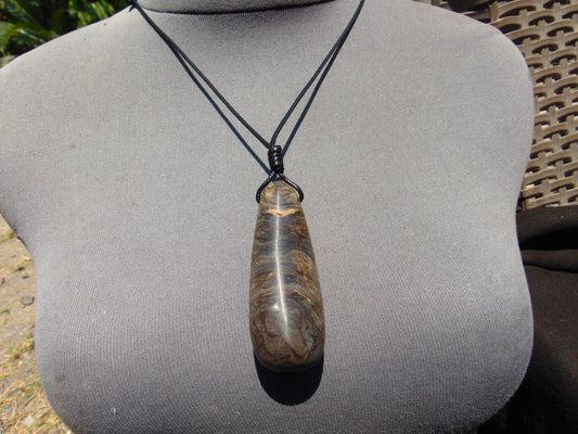 32 gr Teardrop Pendant Indonesian Amber for Healing 25Y2