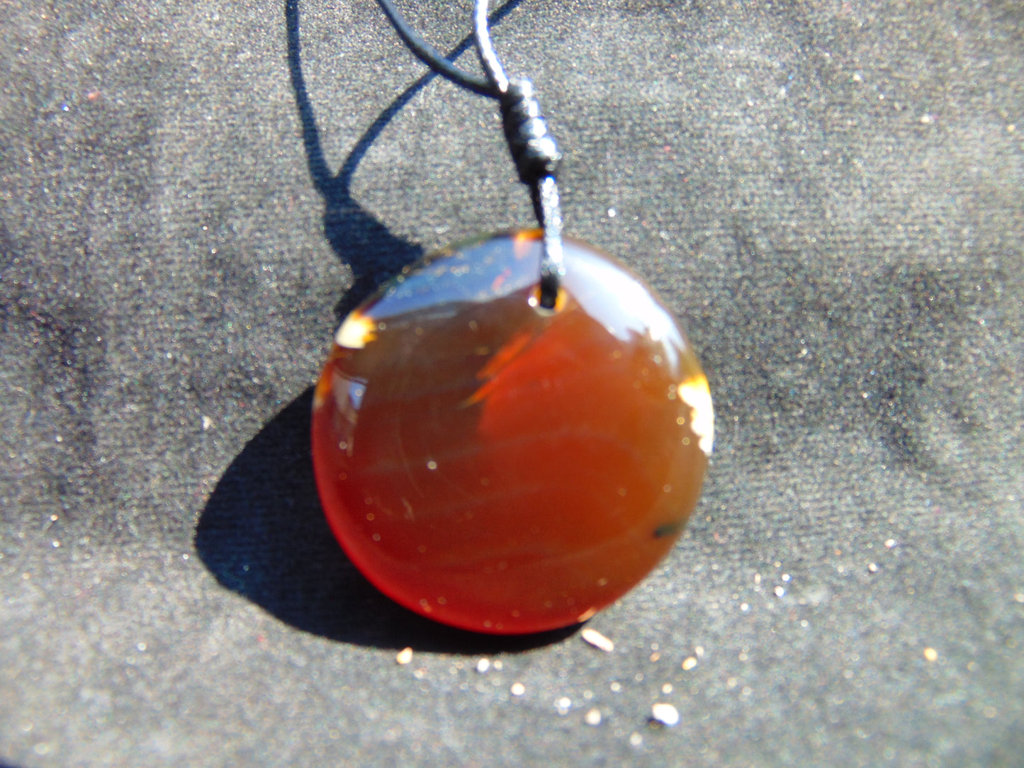 9 gram Pendant Indonesian Red Amber for Healing PBN234