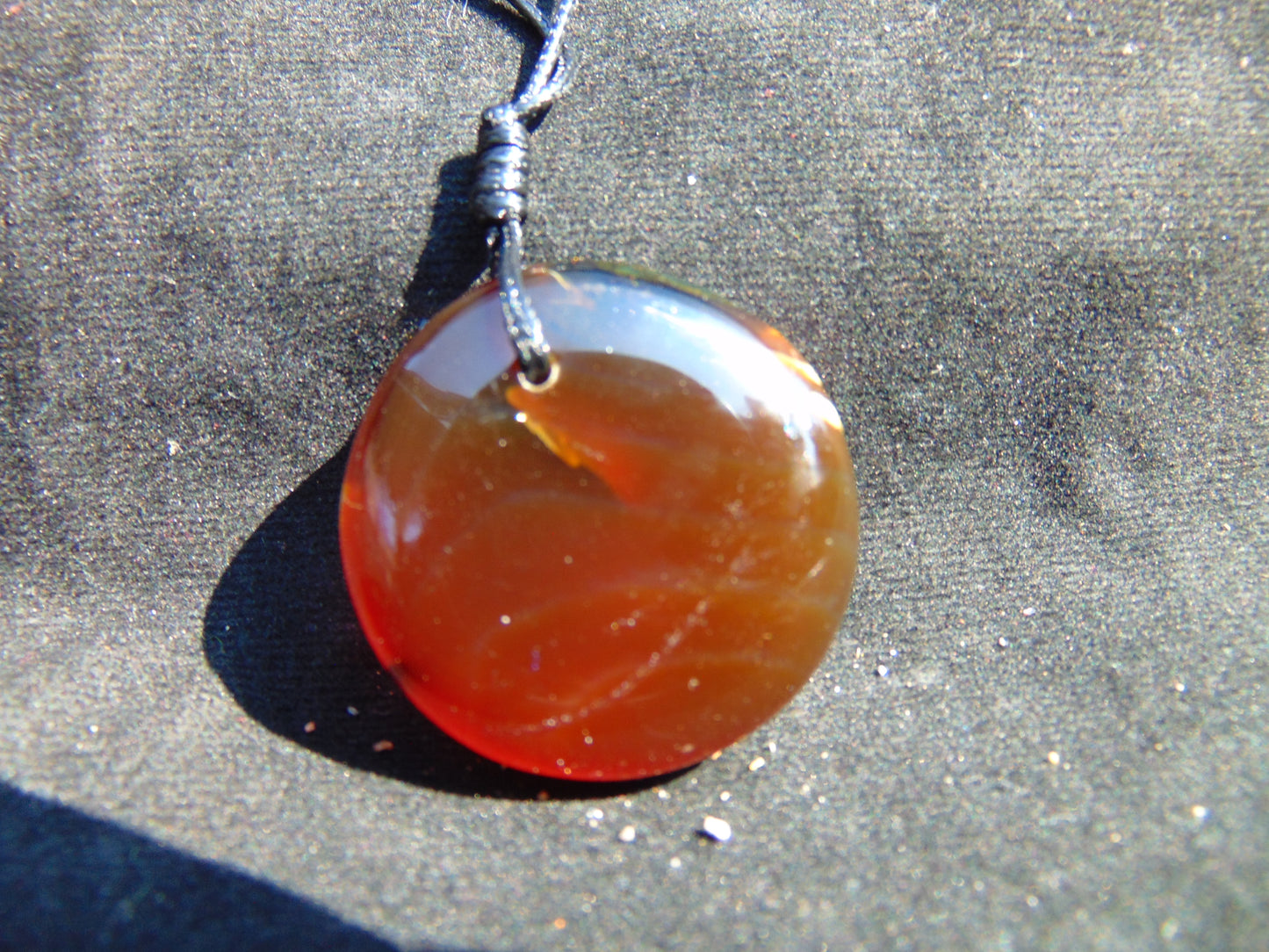 9 gram Pendant Indonesian Red Amber for Healing PBN234