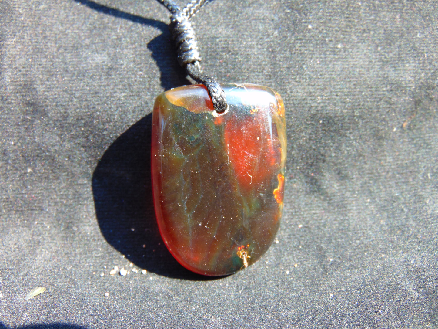 12 gram Pendant Indonesian Green Amber for Healing FRP9