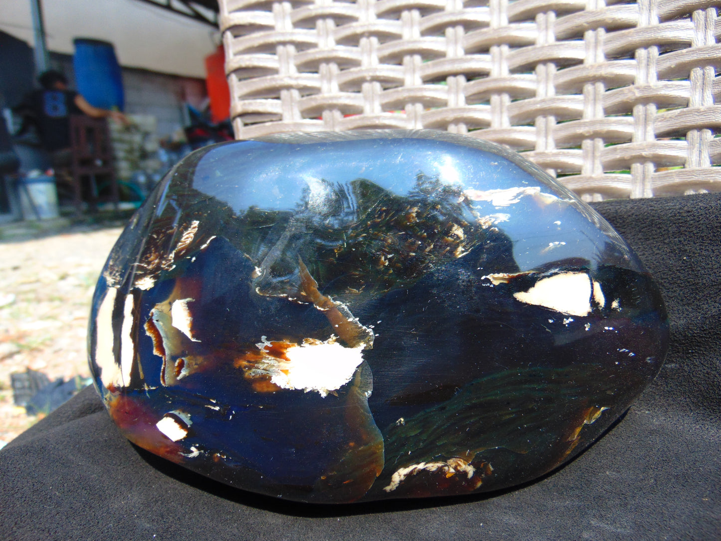 947 gr Full Polished Indonesian Blue Amber for Healing 26AR250