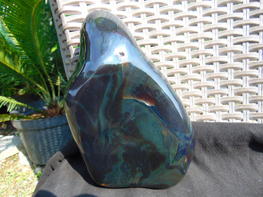 1022 gram full polished  Indonesian Sumatra Green Amber for Healing AR103