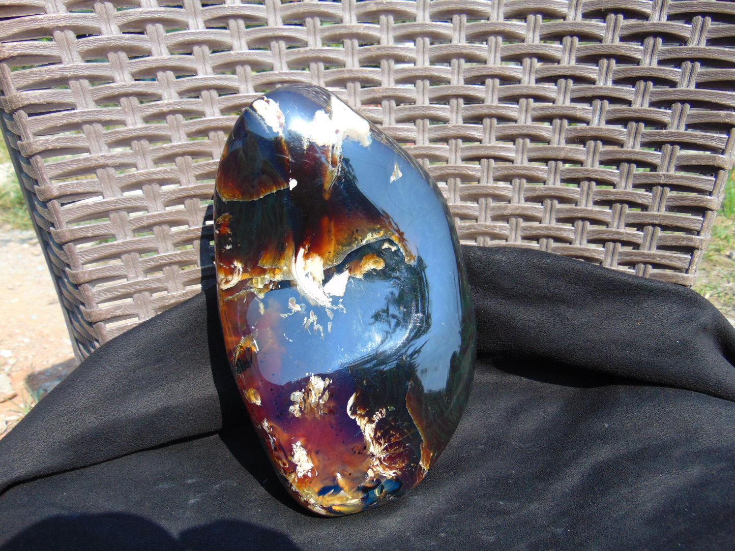 947 gr Full Polished Indonesian Blue Amber for Healing 26AR250