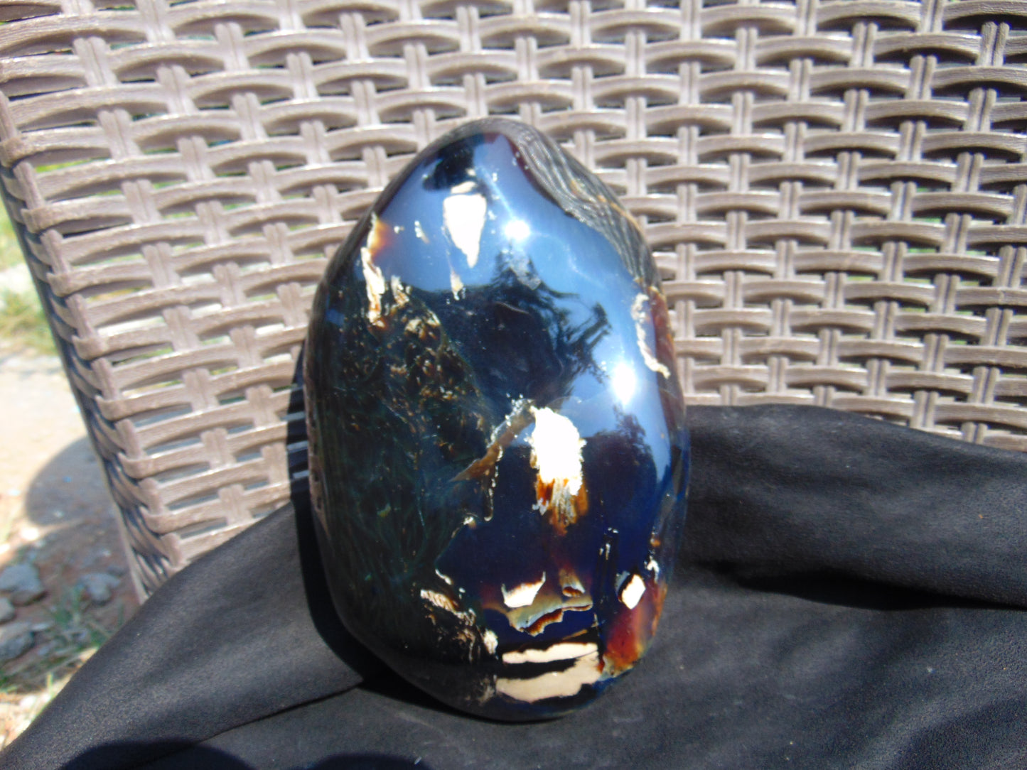 947 gr Full Polished Indonesian Blue Amber for Healing 26AR250