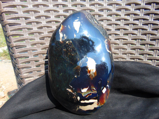947 gr Full Polished Indonesian Blue Amber for Healing 26AR250