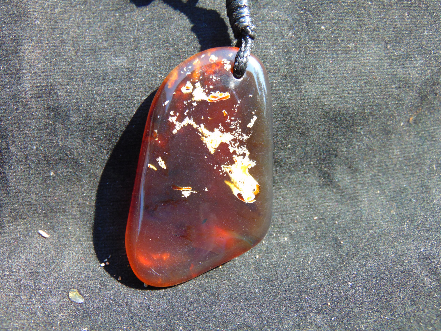 13 gram Pendant Indonesian Red Amber for Healing D14