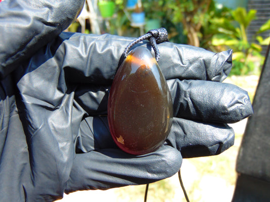 11 gram Pendant Indonesian Red Green Amber for Healing A66