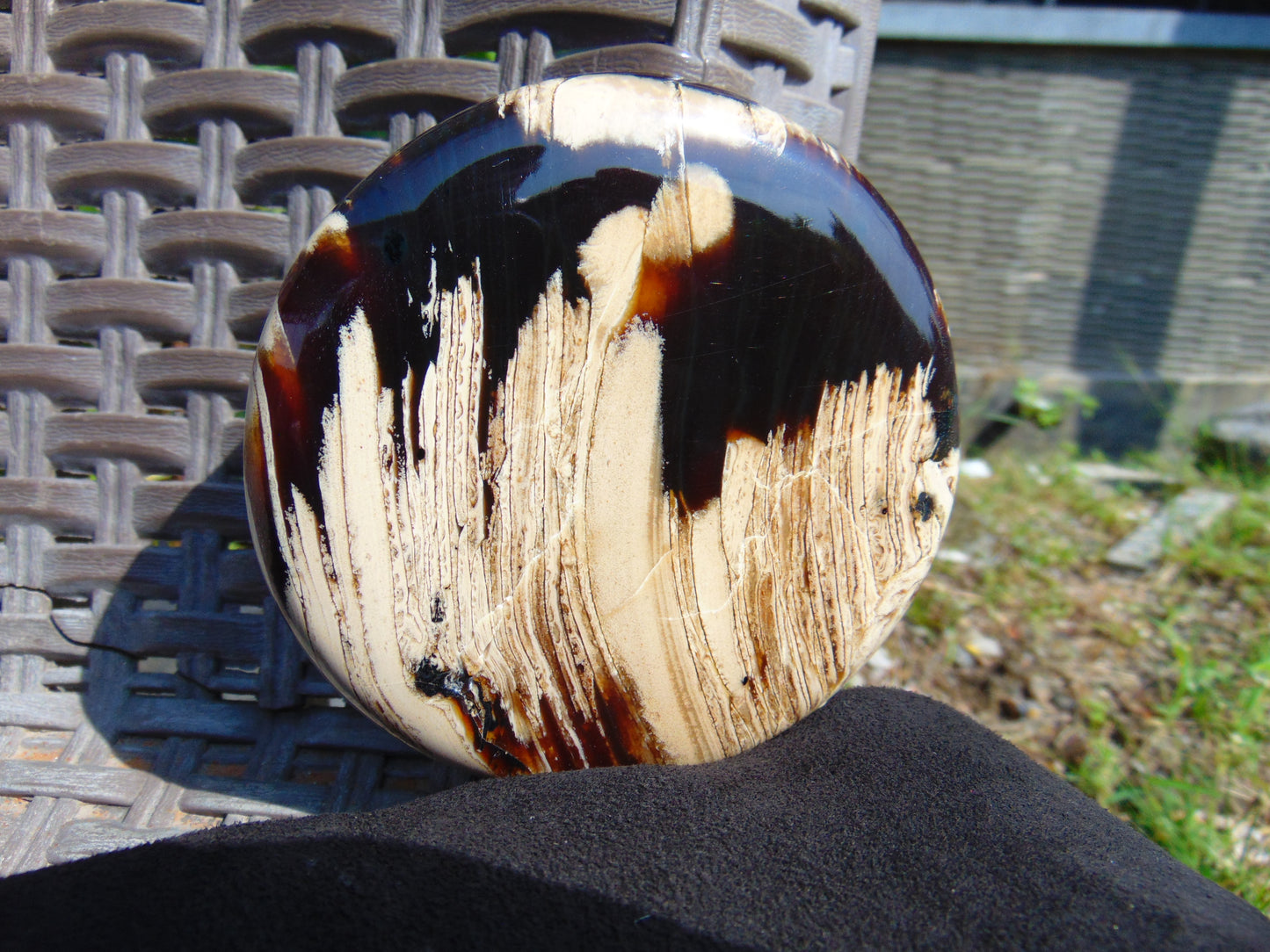 105 Round Flat 90x20 mm Indonesia Amber for Healing AR106