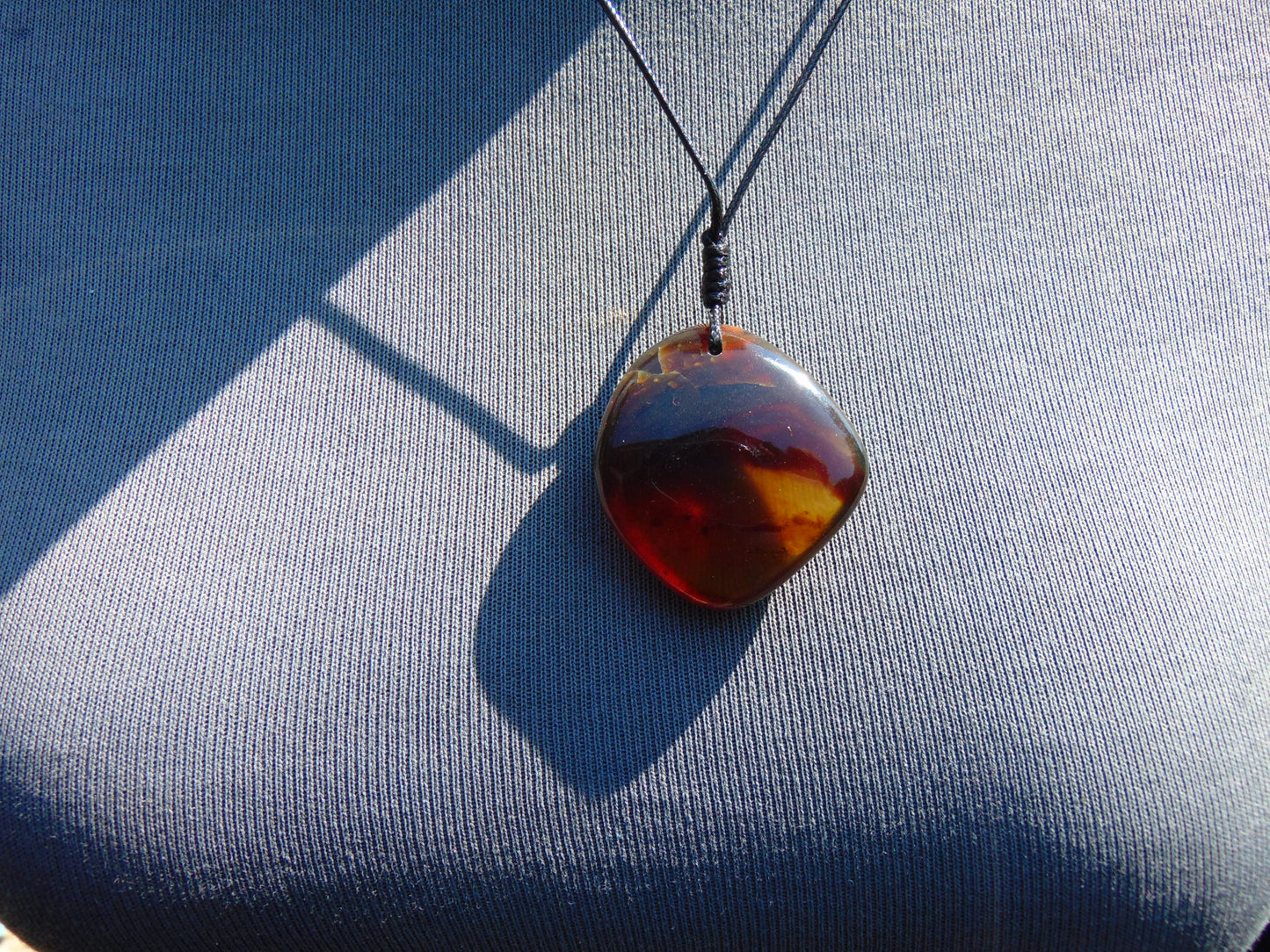 9 gram Pendant Indonesian Blue Amber for Healing D2