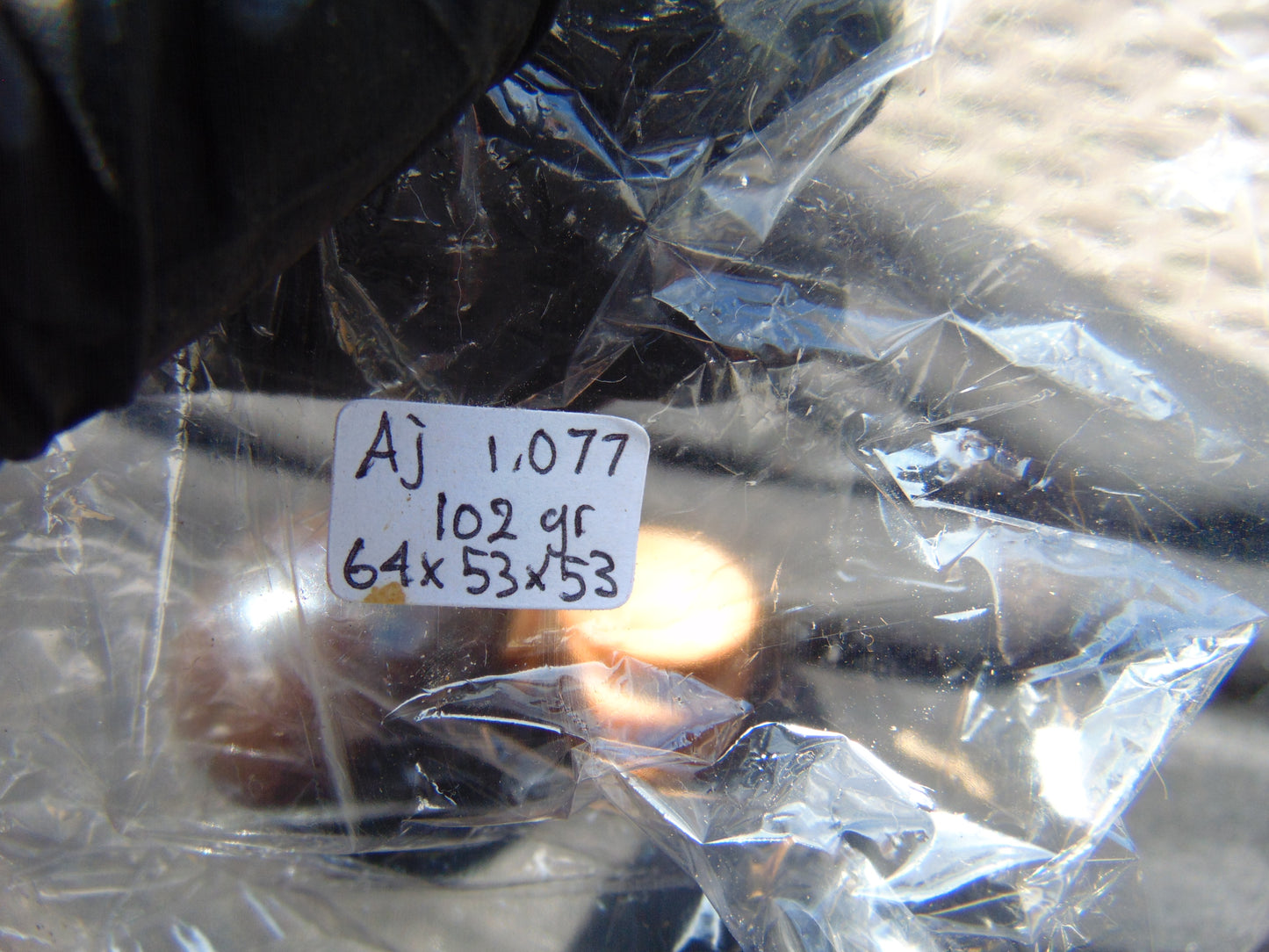 102 gr Shaped Egg 64x53x53 mm Indonesian Amber for Healing AJ1077