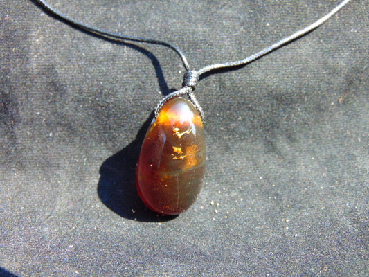 7 gram Teardrop Pendant Indonesian Red Amber for Healing A14