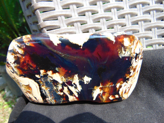 156 gram Slab polish Indonesian Sumatra White Blue Amber for Healing 25Y123