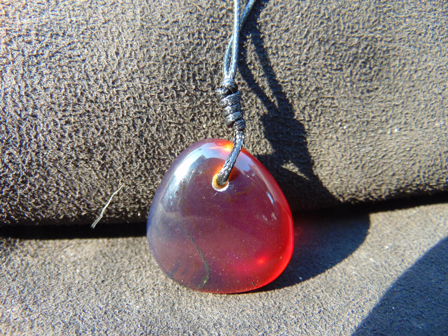 6 gr Pendant 30x29x11 mm Indonesian Blue Amber for Healing PBN479