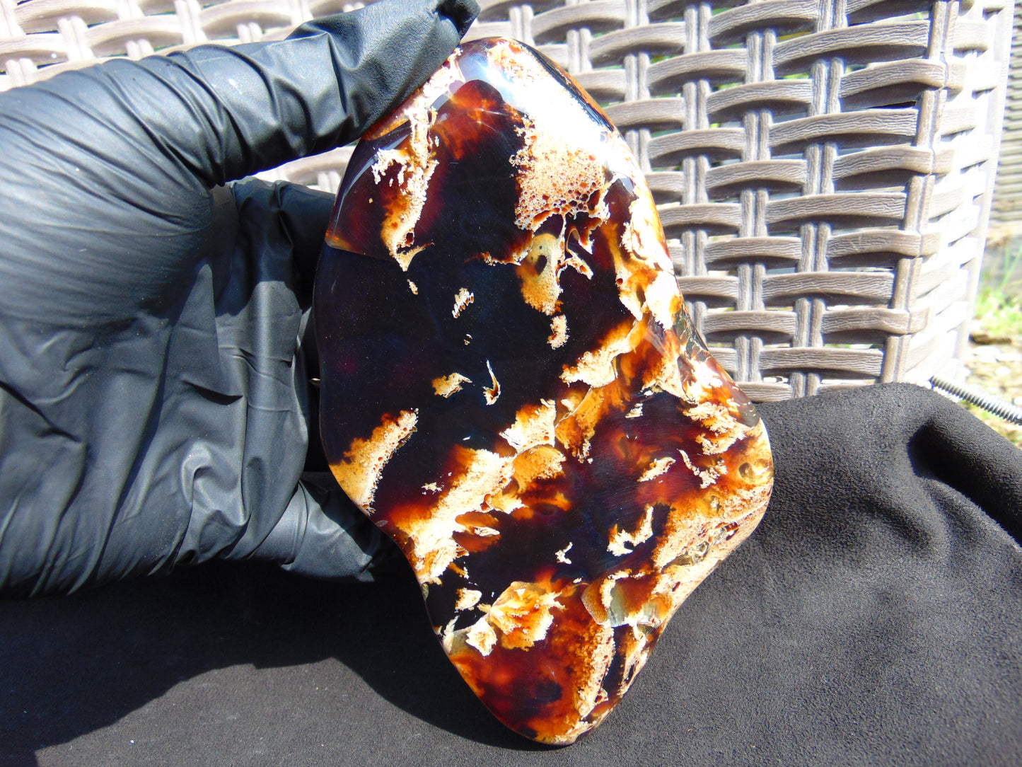176 gram Slab polished Indonesian Sumatra Zebra Red Amber for Healing 25N163
