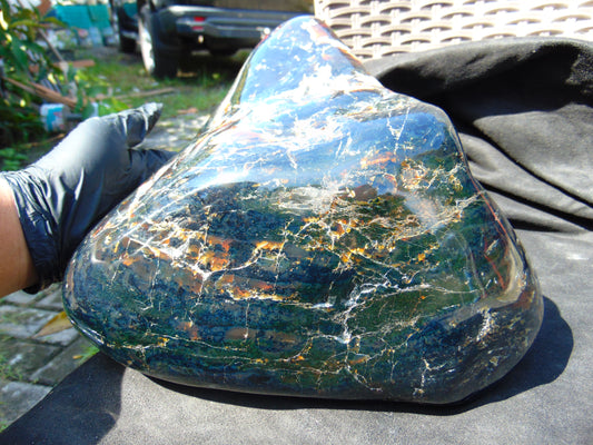4455 gr Full Polished 21x21x12 cm Indonesia Dark Blue Amber AR107