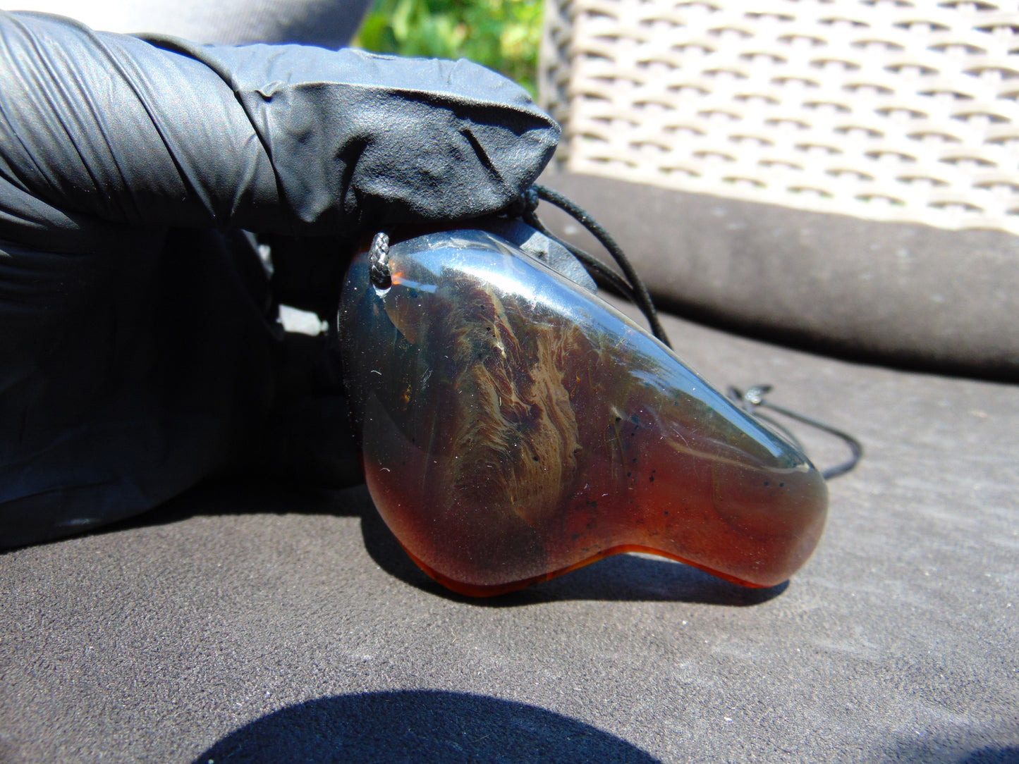 45 gr Pendant Indonesian Red Blue Amber for Healing 25F1