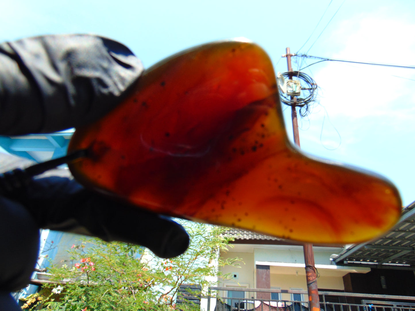 45 gr Pendant Indonesian Red Blue Amber for Healing 25F1