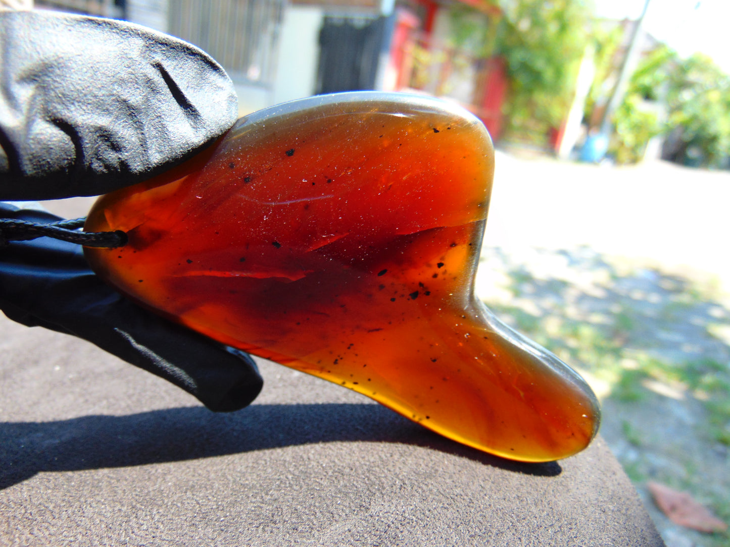 45 gr Pendant Indonesian Red Blue Amber for Healing 25F1