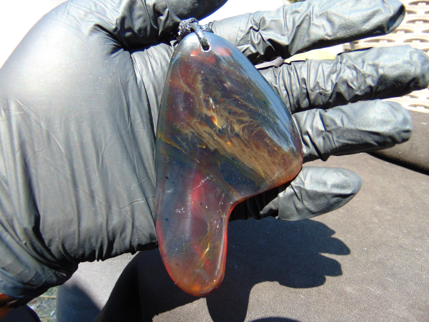 45 gr Pendant Indonesian Red Blue Amber for Healing 25F1