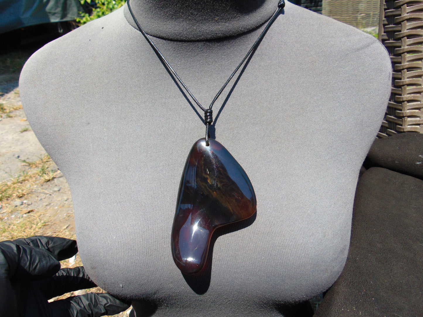 45 gr Pendant Indonesian Red Blue Amber for Healing 25F1