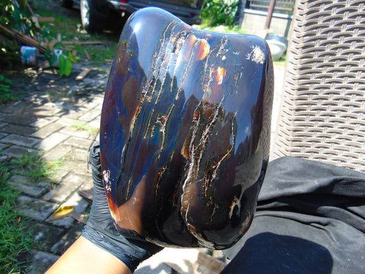 1956 gr Full Polished 21x14x8 cm Indonesia Dark Blue Amber AR108