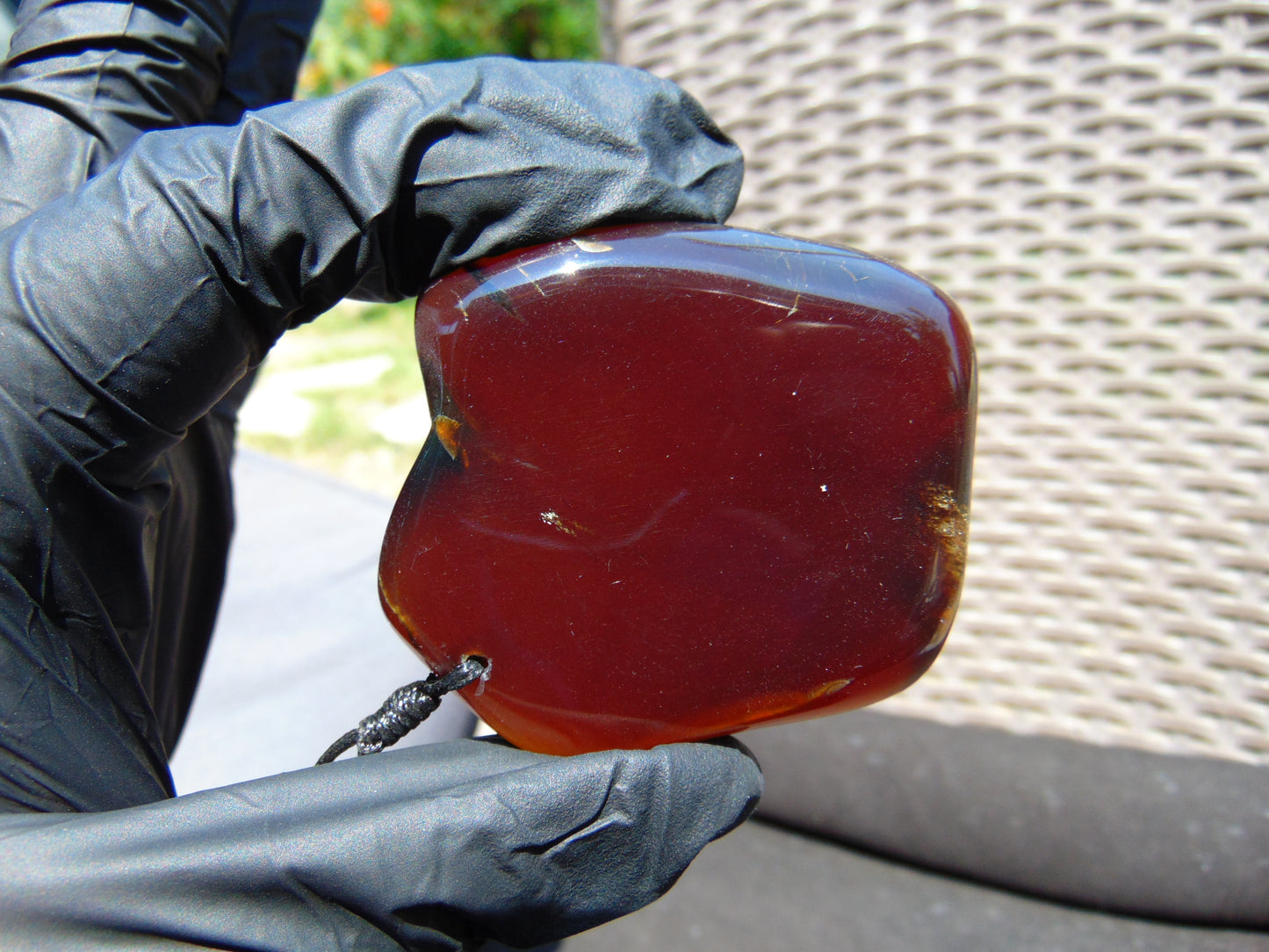 25 gr Pendant Indonesian Crystal Red Amber for Healing D2