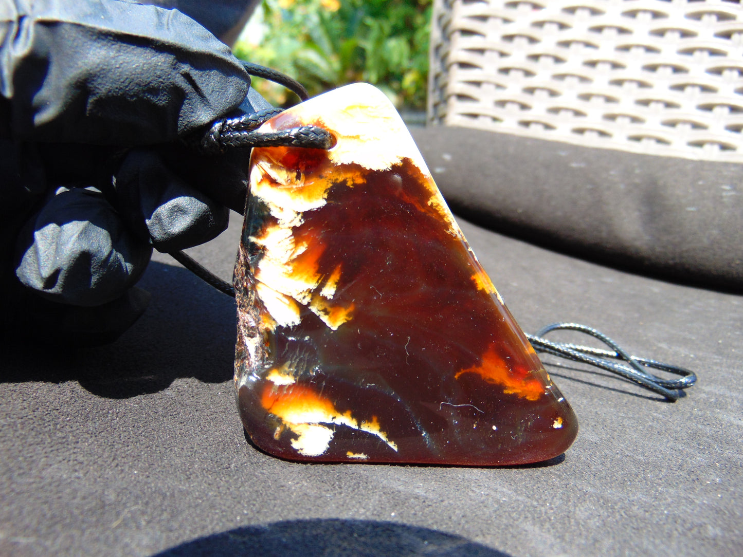 35 gr Pendant Indonesian Amber for Healing A154