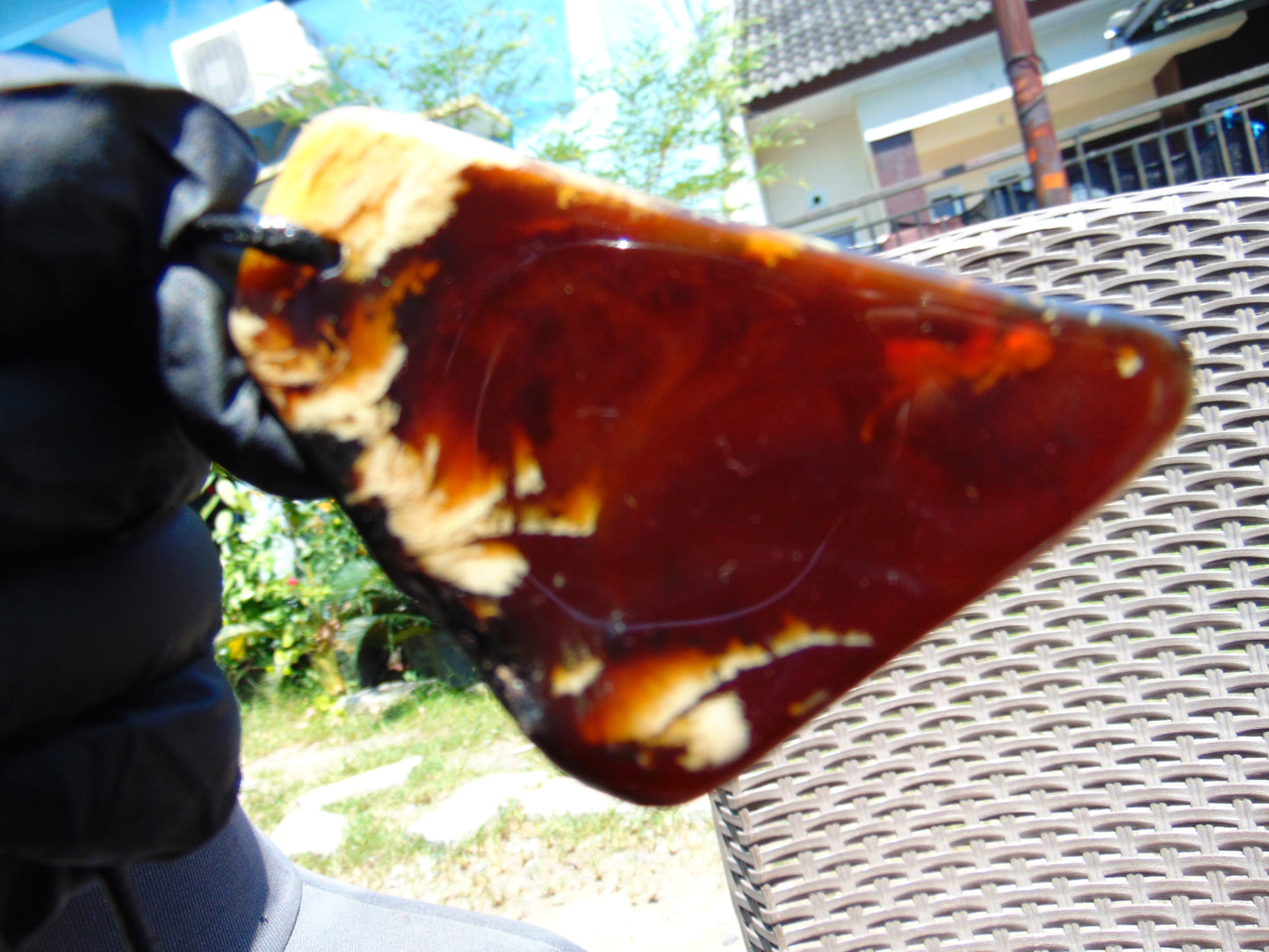 35 gr Pendant Indonesian Amber for Healing A154