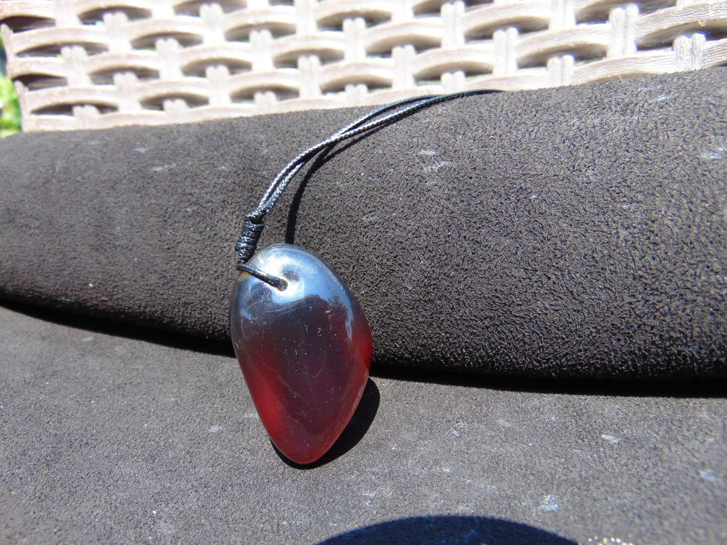 17 gr Pendant Indonesian Crystal Red Amber for Healing RB35