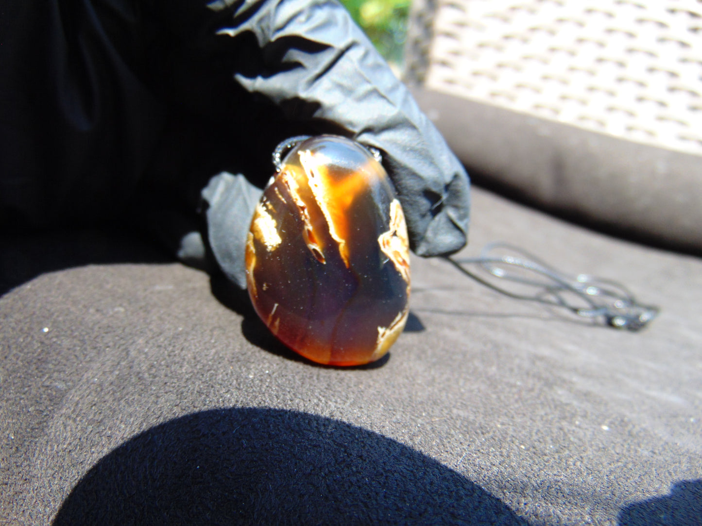 11 gr Pendant Indonesian Amber for Healing Y32
