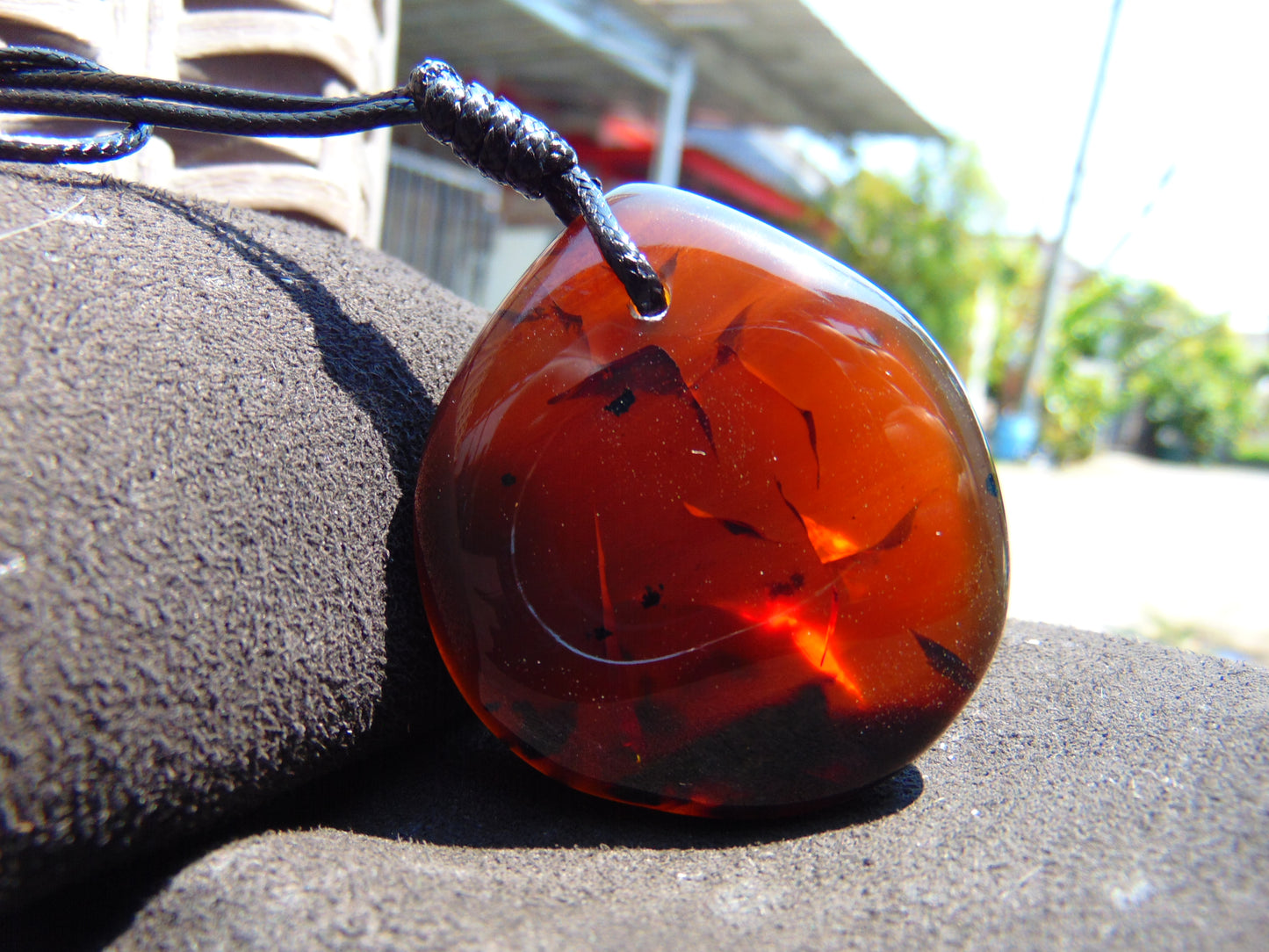 20 gr Pendant Indonesian Inclusion Cyratal Red Amber for Healing PDY536