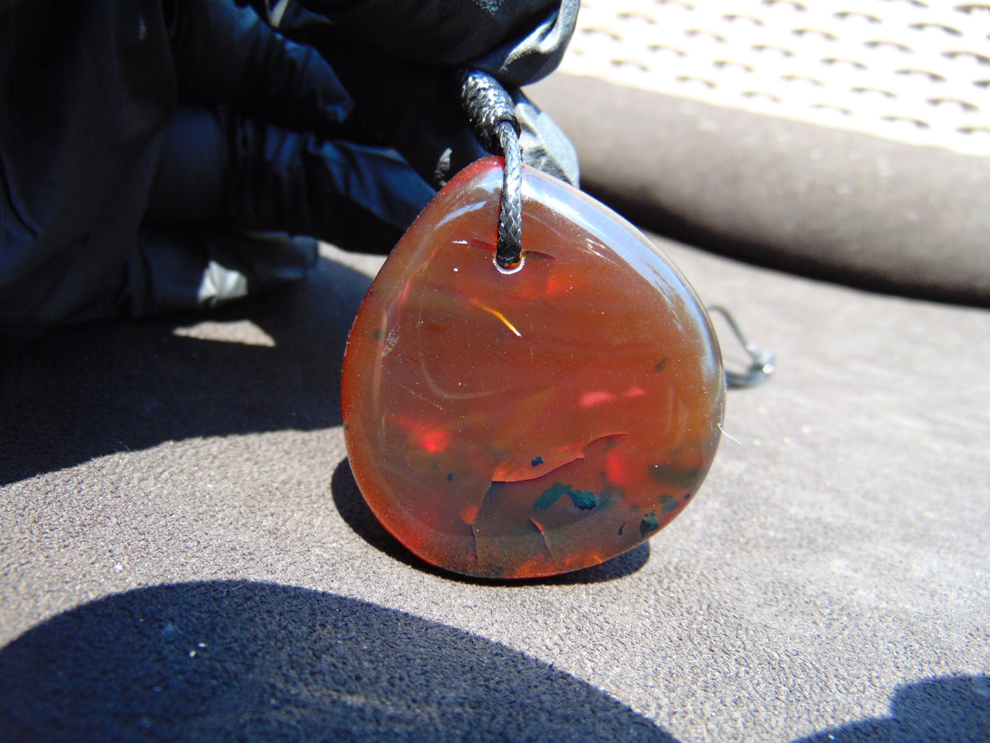 20 gr Pendant Indonesian Inclusion Cyratal Red Amber for Healing PDY536