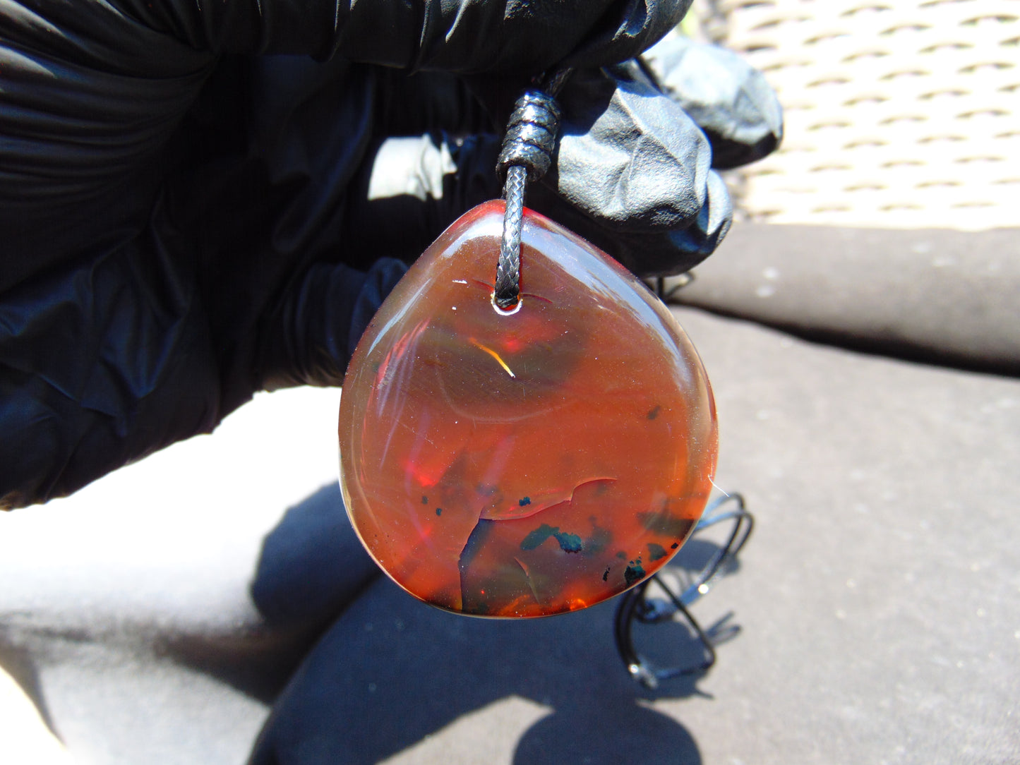 20 gr Pendant Indonesian Inclusion Cyratal Red Amber for Healing PDY536