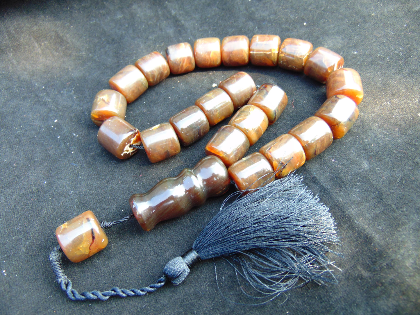 87 gr Komboloi Rosary 22+1 Beads 16x16 mm Indonesian Amber for Healing 26RF11