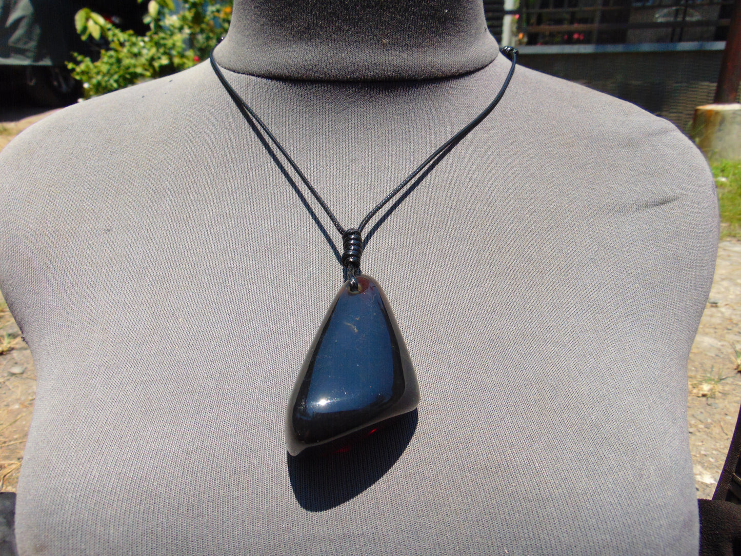 31 gr Pendant Indonesian Dark Blue Amber for Healing A198