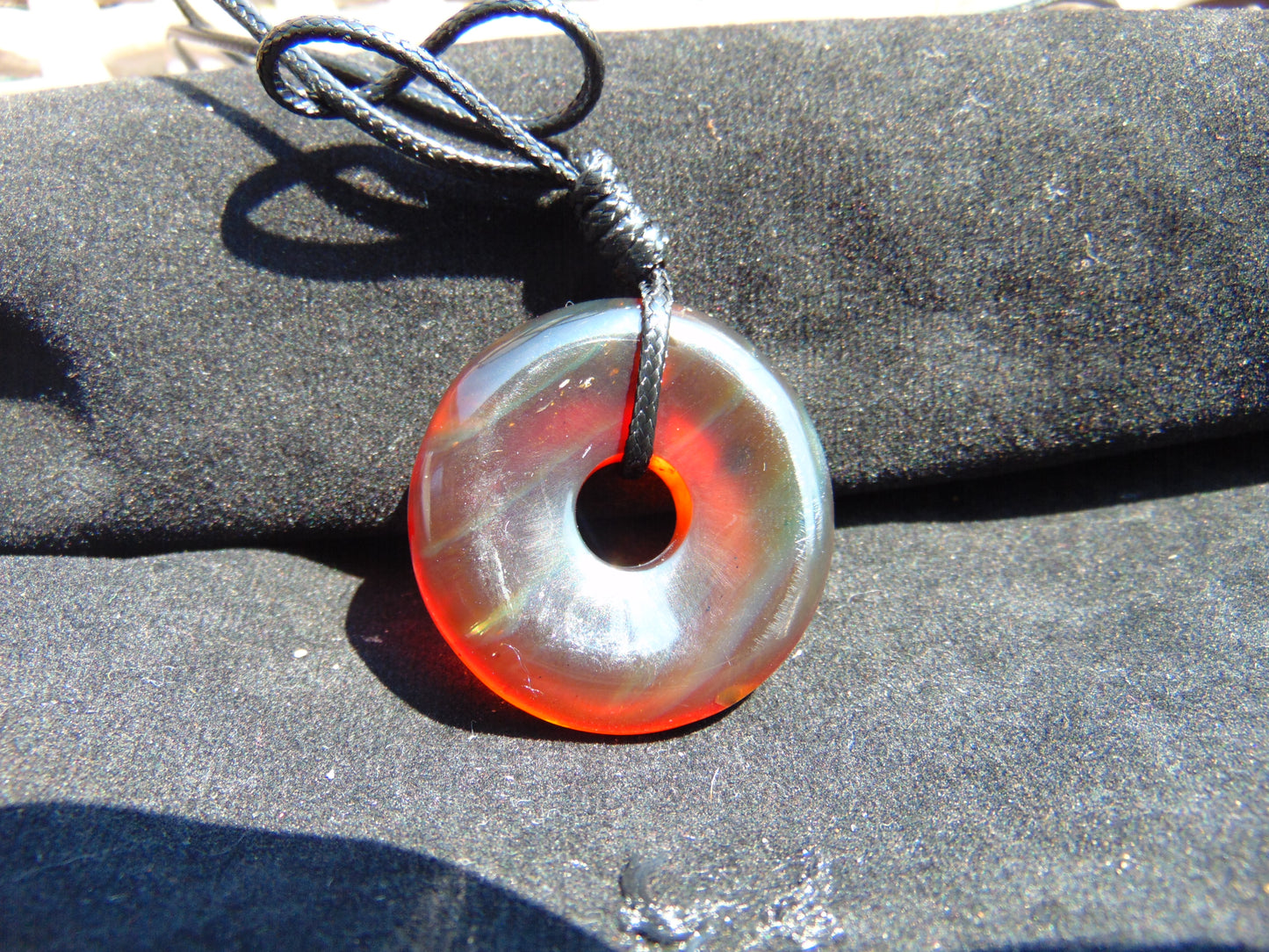 8 gr Donut Pendant Indonesian Crystal Amber for Healing 26Y25