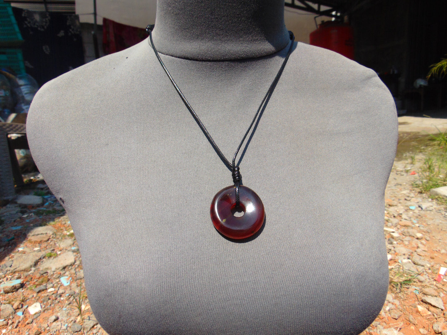 8 gr Donut Pendant Indonesian Crystal Amber for Healing 26Y25