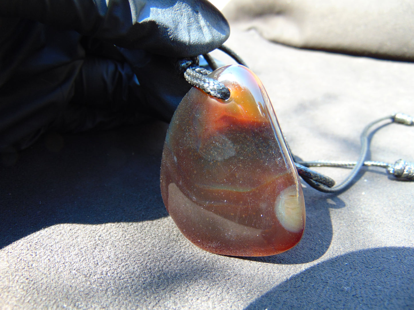 18 gr Pendant Indonesian Purple Blue Amber for Healing F8