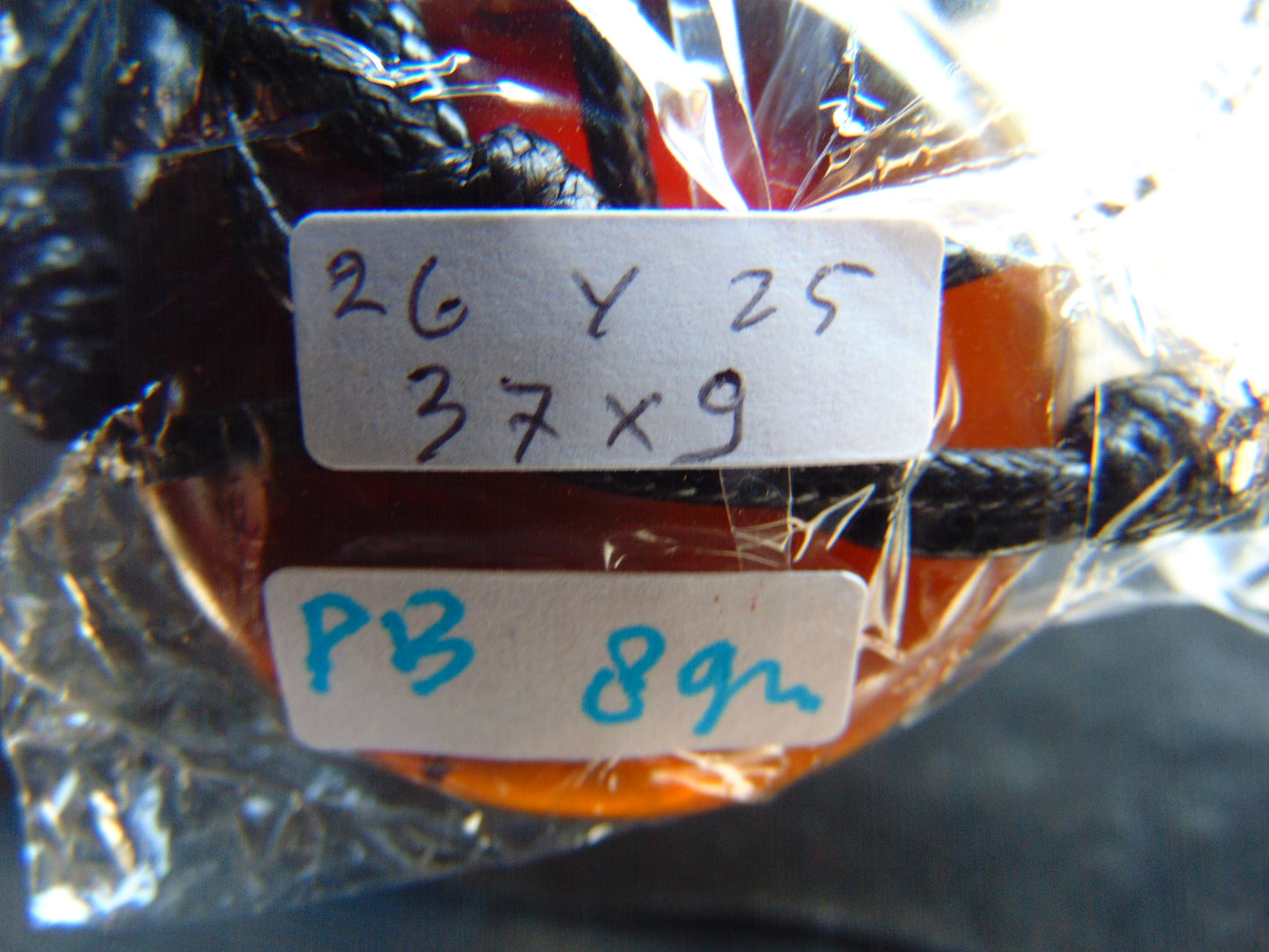 8 gr Donut Pendant Indonesian Crystal Amber for Healing 26Y25