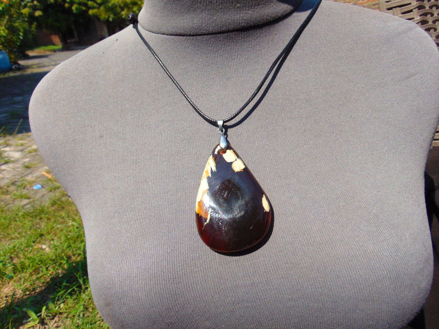 22 gr Pendant Indonesian Amber for Healing PE15