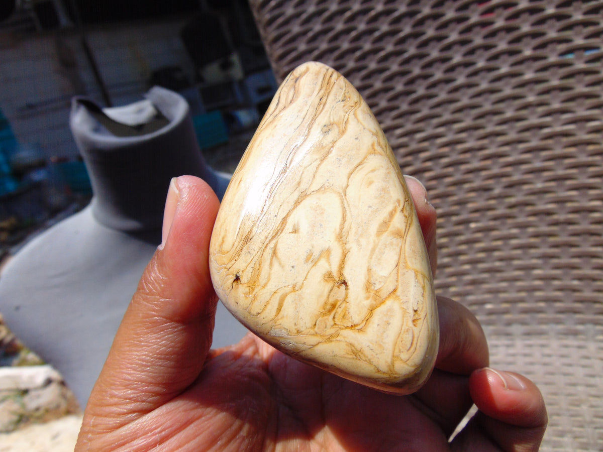 65 gr Genuine Natural Indonesian Yellow Cream Amber Big Pendant 26CPX177