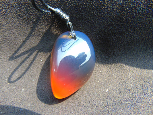 19 gr Pendant 44x32x25 mm Indonesian Blue Amber for Healing PDA45
