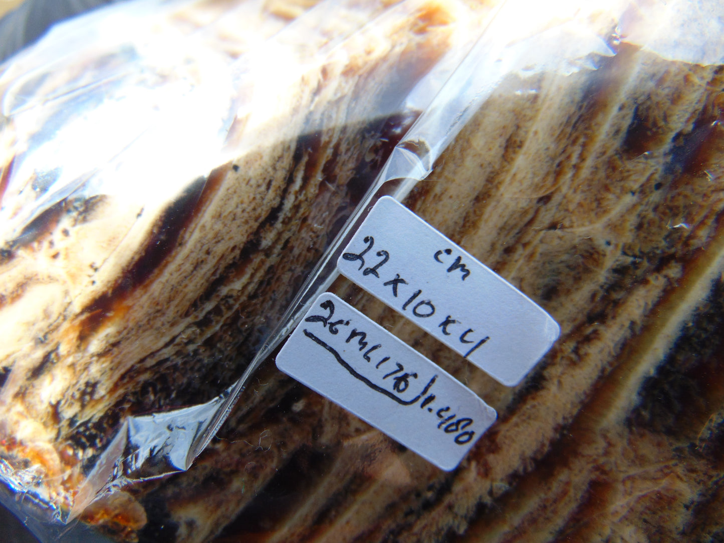 1480 gr Full Polished 22x10x4 mm Indonesia Amber for Healing 26ML176