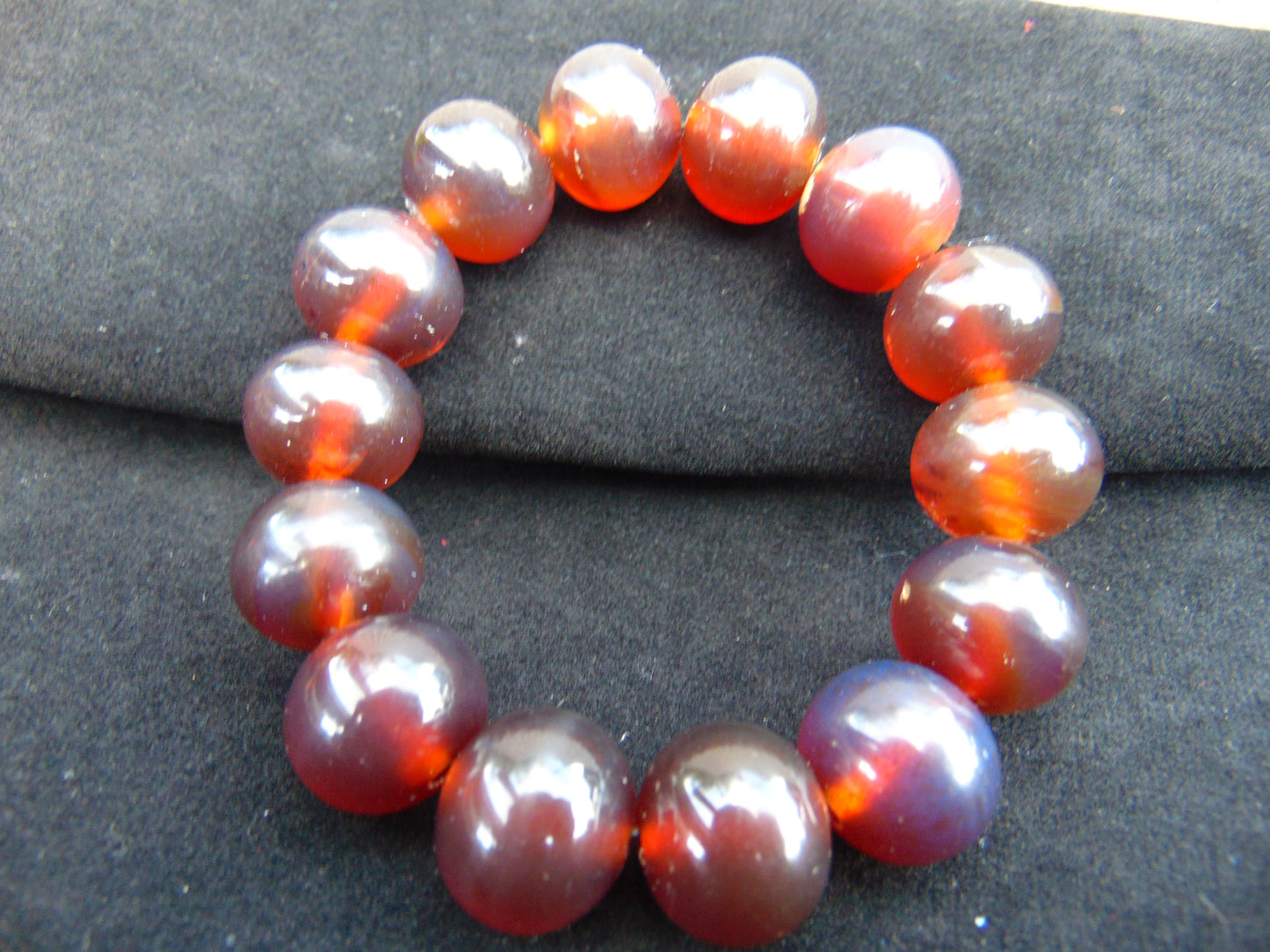 35  gram 14 Beads Mala Bracelet Indonesian Blue Cherry Red Amber 16 mm for Healing A14G271